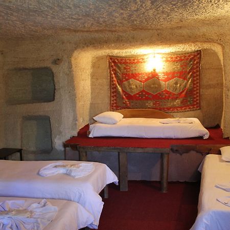 Yasin'S Place Backpackers Cave Hostel Göreme Esterno foto