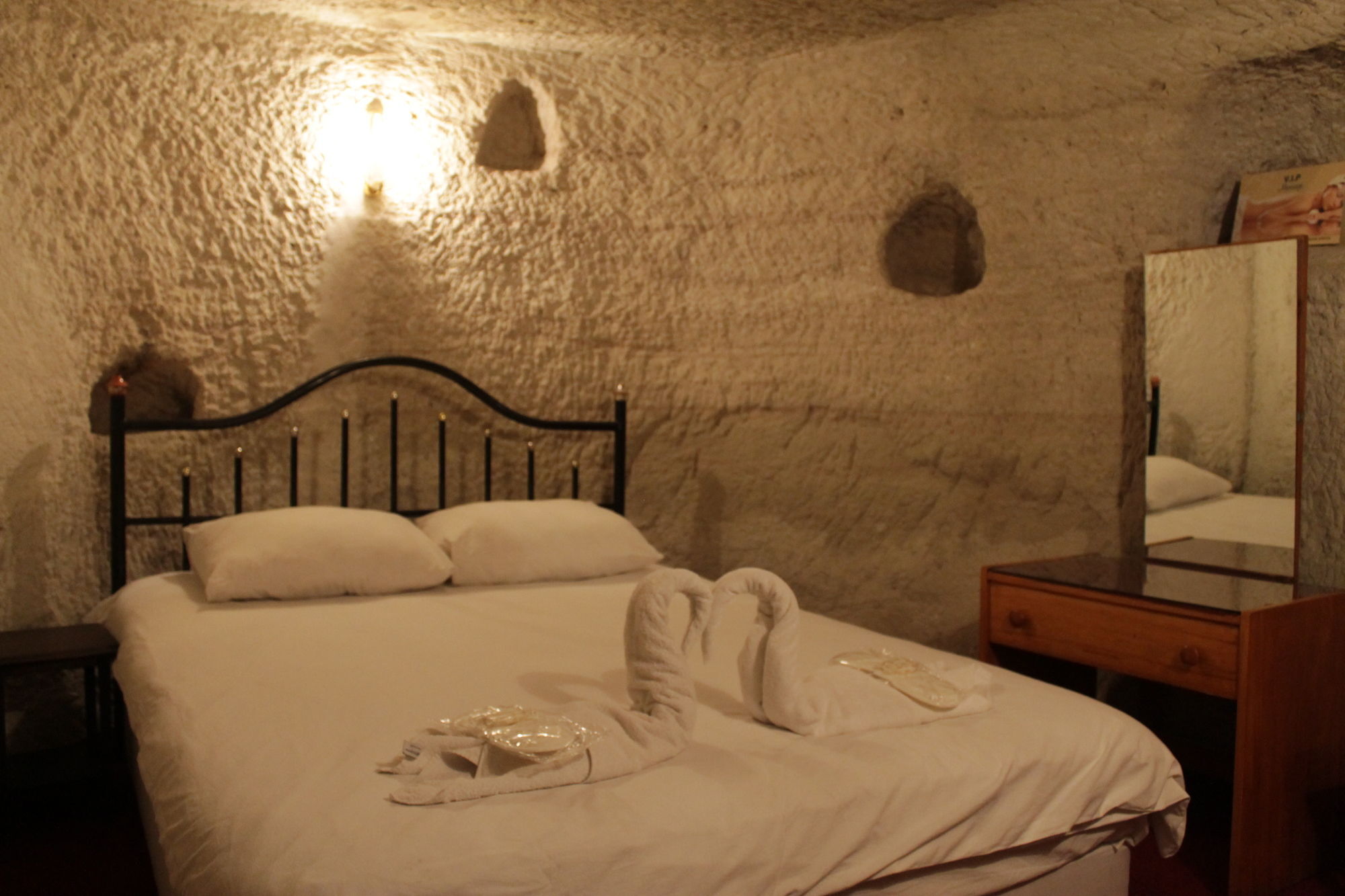 Yasin'S Place Backpackers Cave Hostel Göreme Esterno foto